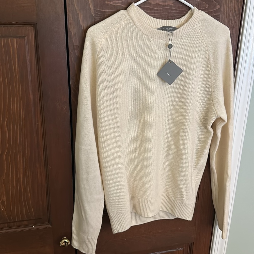 Men’s Size Medium White Cashmere Sweater NWT - Picture 2 of 6
